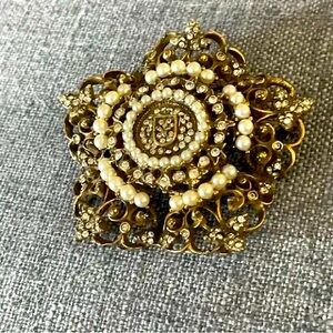 Vintage De Nicola Pin Brooch Faux Pearls Rhinestones Star Filigree Gold Tone